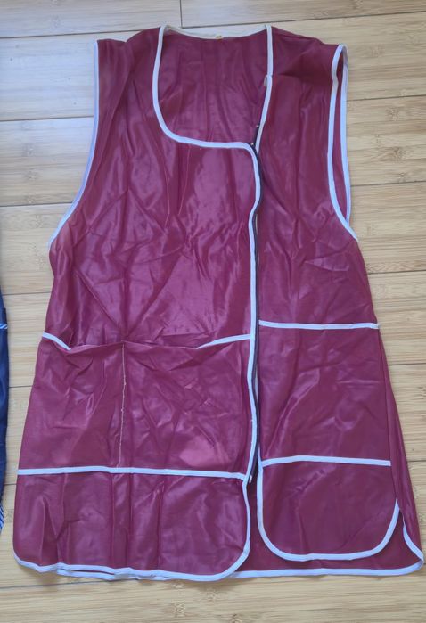 Халат для продавца (парикмахера) б/у