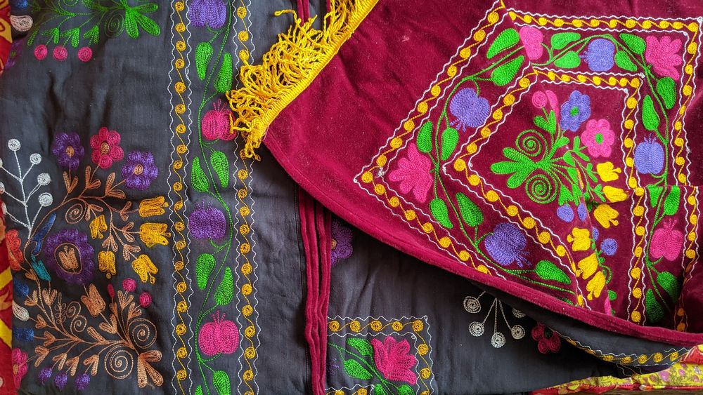 Антикварный палак,сузане