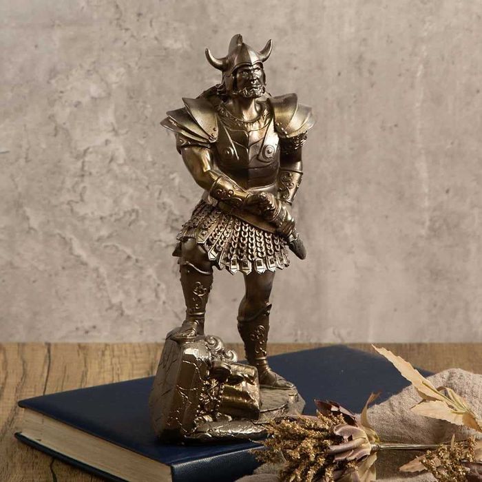 Воин с Меч Статуетка Фигура 20см