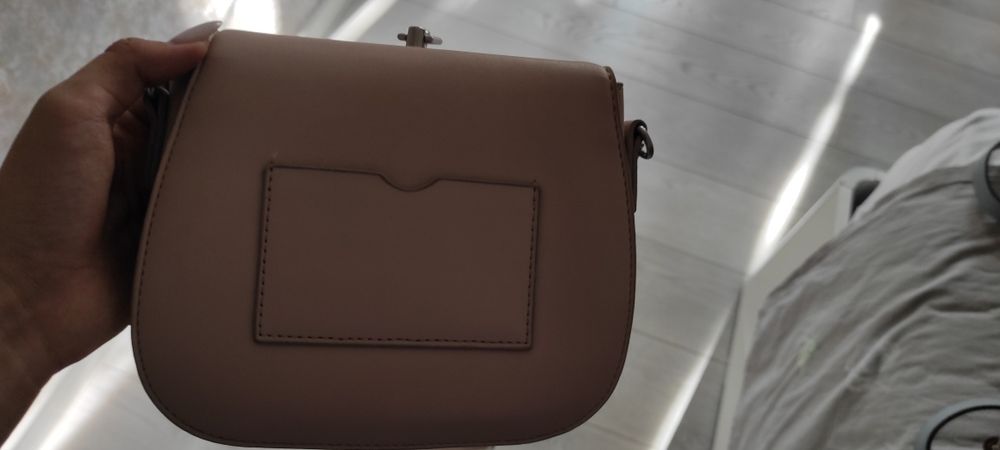 Сумочка розовая miniso