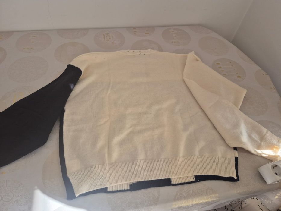 Свитер брендовый, новый