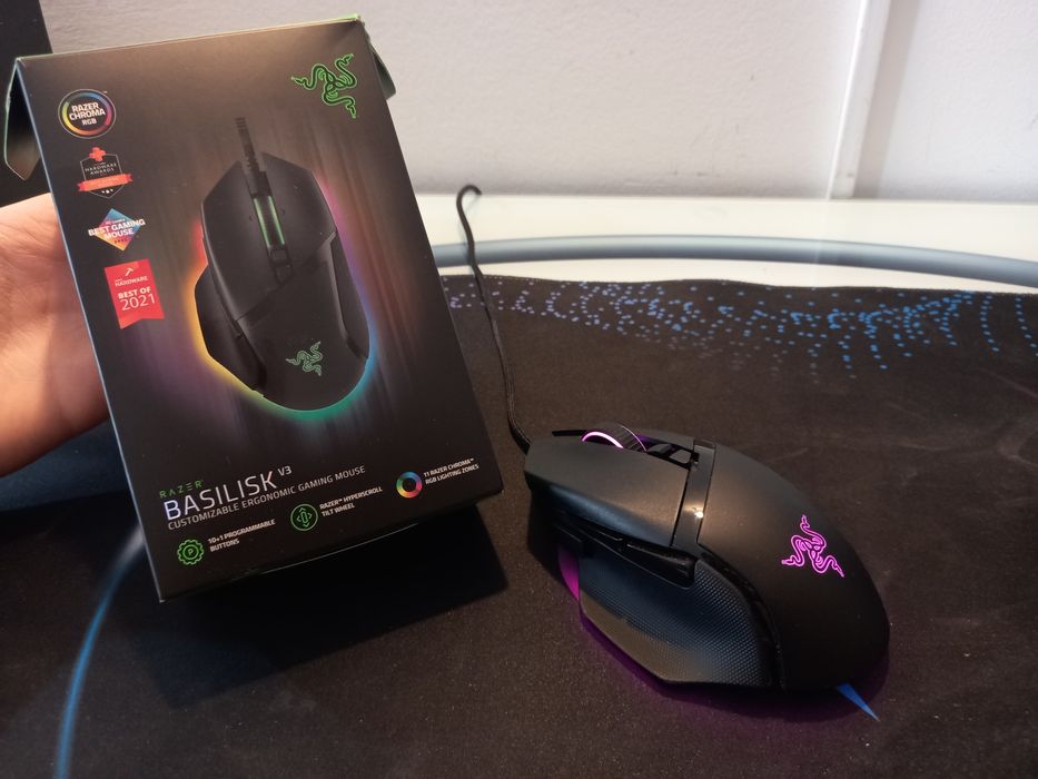 Mouse Razer Basilisk V3, iluminare RGB,  26.000 DPI – stare perfectă