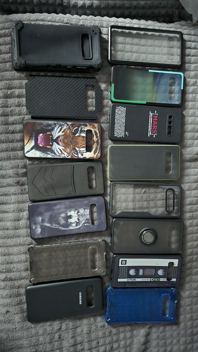 Продам чехлы на Galaxy s10+