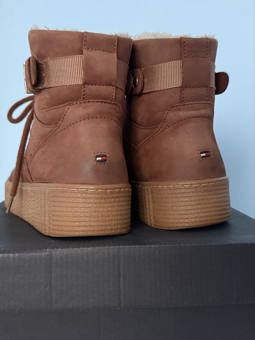Ghete Tommy Hilfiger marimea 37