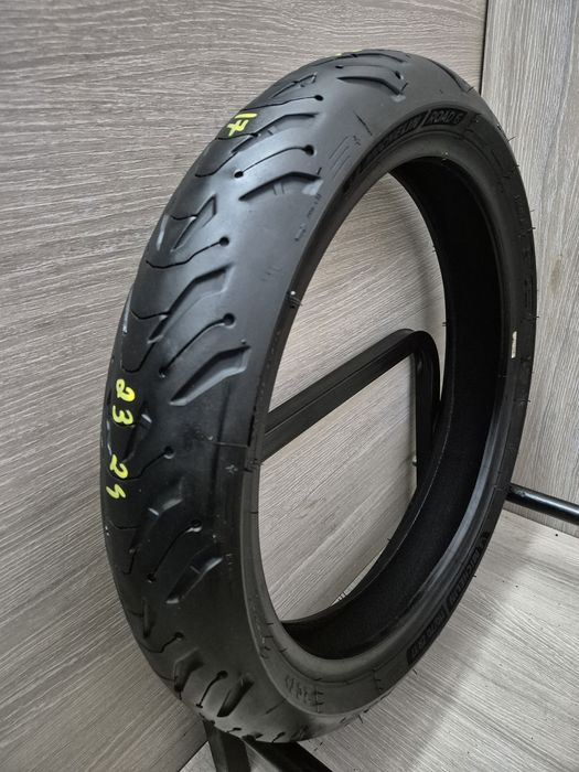 Anvelopa moto 110 70 17 Michelin road 6 dot 2324
