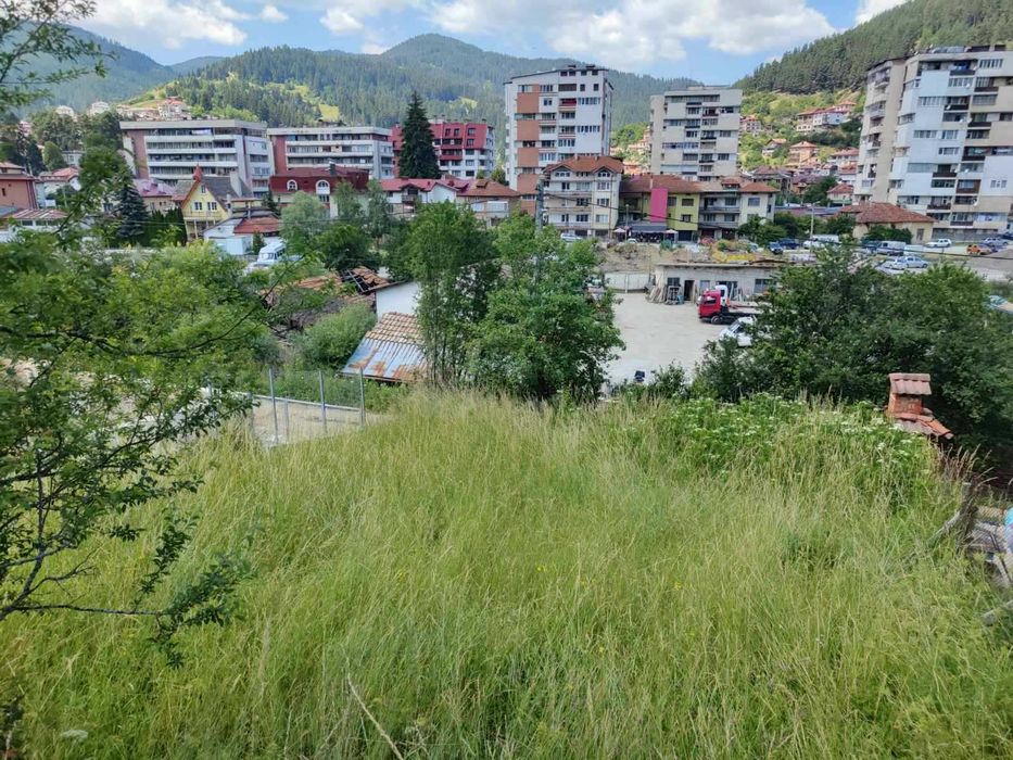 Парцел с одобрен ПУП