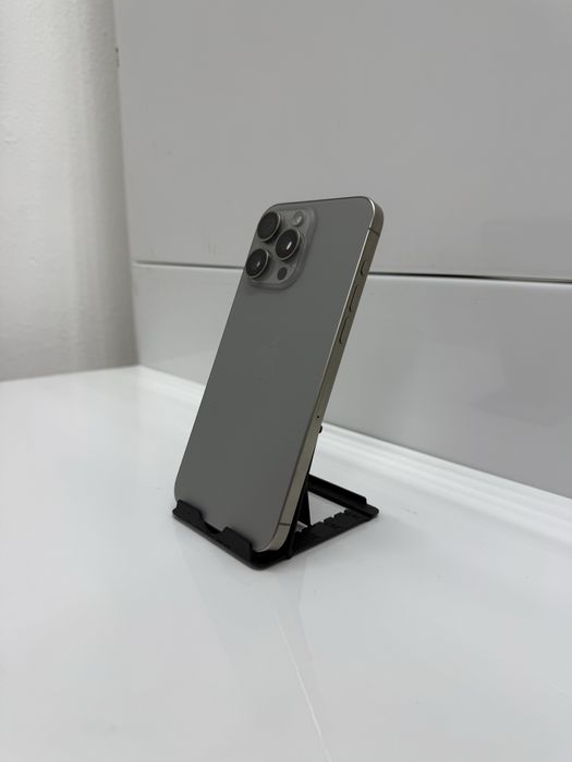 Айфон 15 про мах