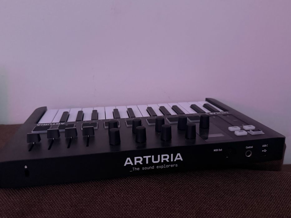 Claviatură MIDI  Portabilă Arturia MiniLab Mk3