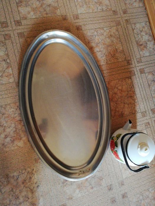 Лоток для выпечки, разнос