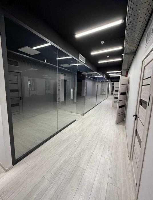 Сдаётся просторное коммерческое помещение в центре Мирабада Сквер KFC