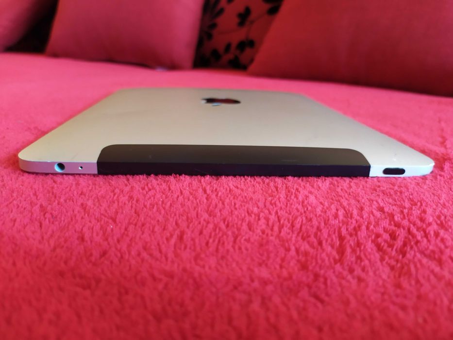 Tableta iPad Apple pt componente