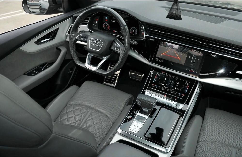 AUDI Q8 2020 — imagine 5