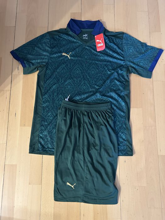 Форма футбольная -взрослая.