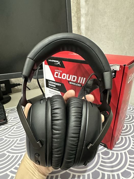 Продам HyperX Cloud 3 Wireless(безпроводные)