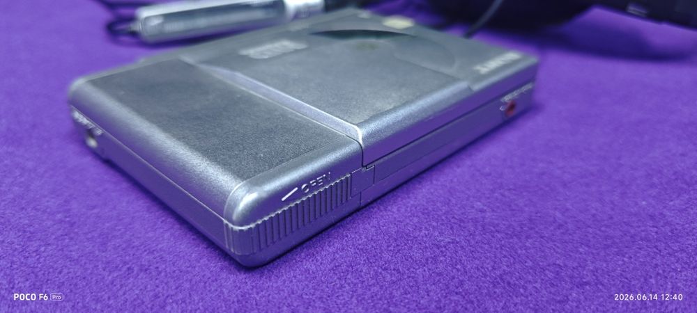 Sony MZ-R37 в хорошем состоянии