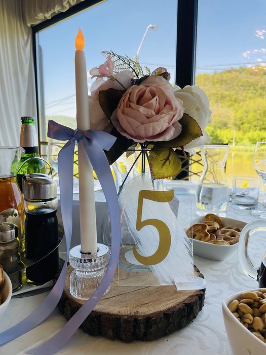 Servicii organizare evenimente: nunți, botezuri, majorate