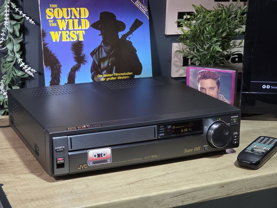 Video player JVC HR-S5800 EG, super vhs, vcr recorder , telecomanda