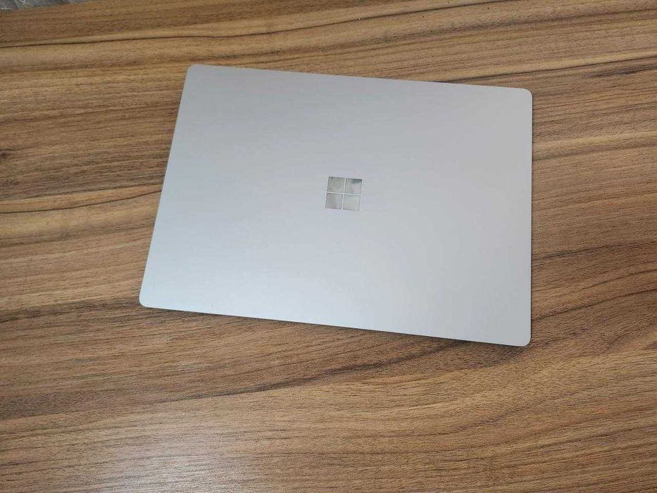 Microsoft Surface Laptop 4