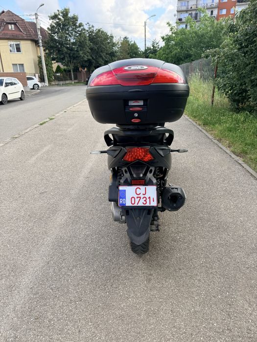 Vând Quadro 350S