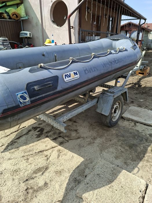 Barcă rib Avon + motor Selva Bailesti • OLX.ro