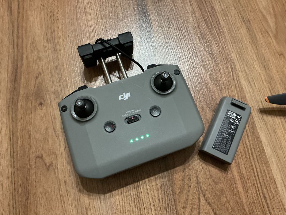 Дрон DJI mini 2SE