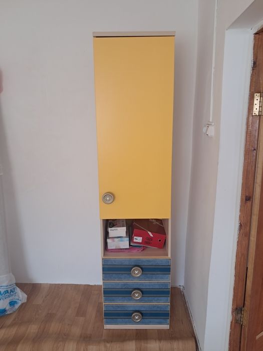 Шкаф сатылад  жаксы куйде