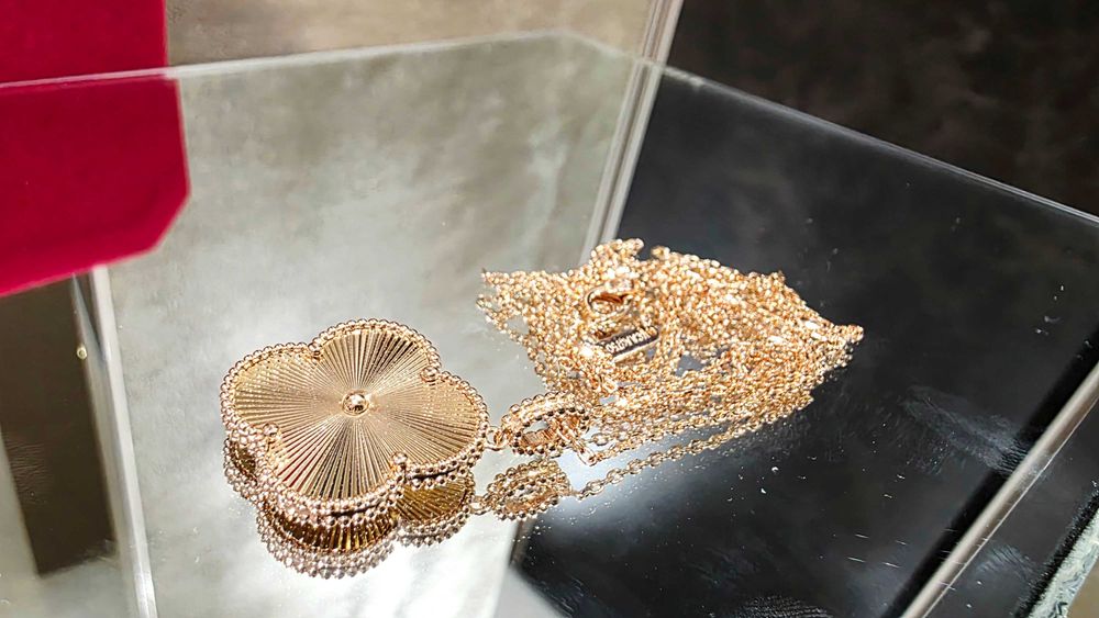 Van Cleef & Arpels VCA Rose Gold Long Magic Alhambra Дамско Колие