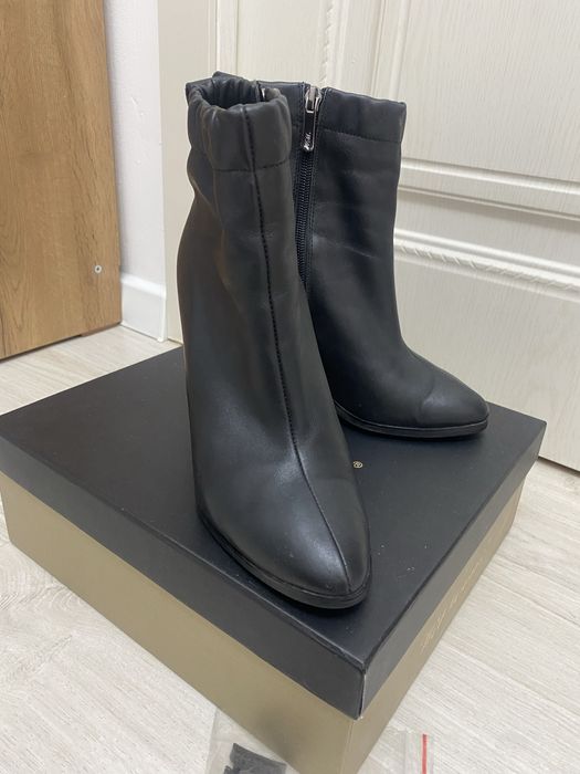 Продам стильные ботильоны