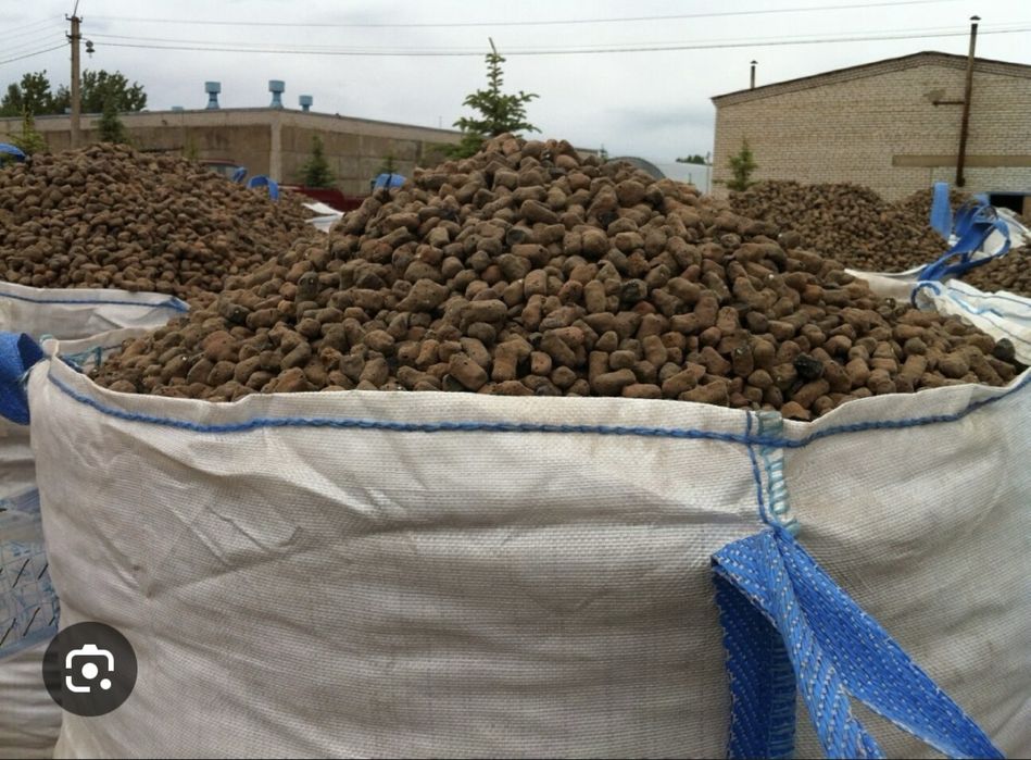 Керамзит в мешках.