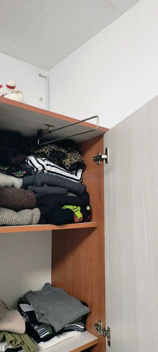 Vând mobila de dormitor FĂRĂ PAT