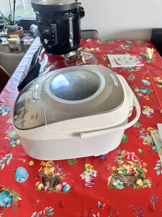 Vand Multicooker Tefal RK812110 Advanced 45 in 1 – stare foarte bună