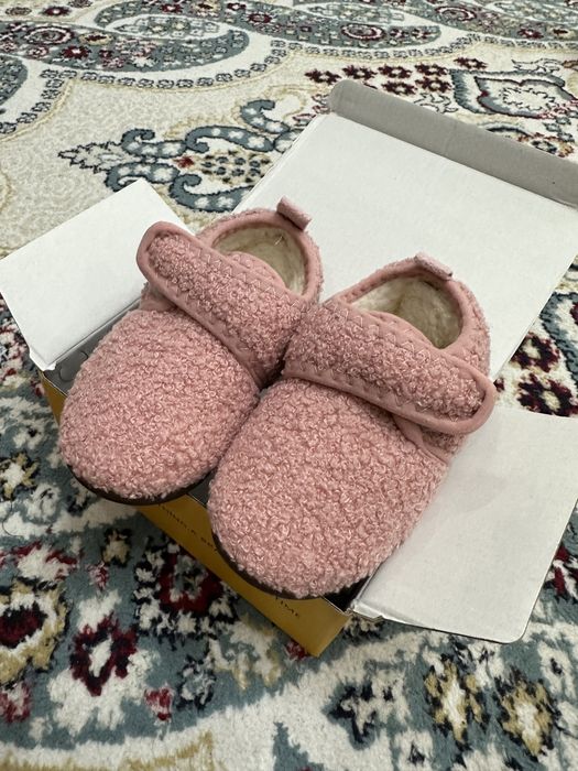 Продам новые домашние тапочки