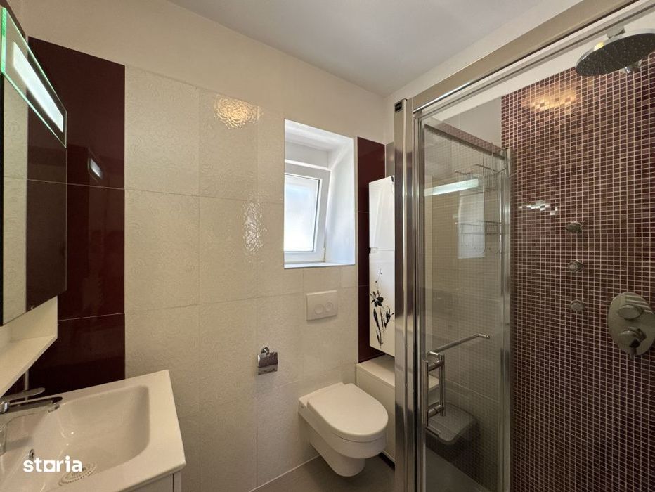 Vila individuala versatila de inchiriat in Otopeni-Odai, 8 camere, 5 b