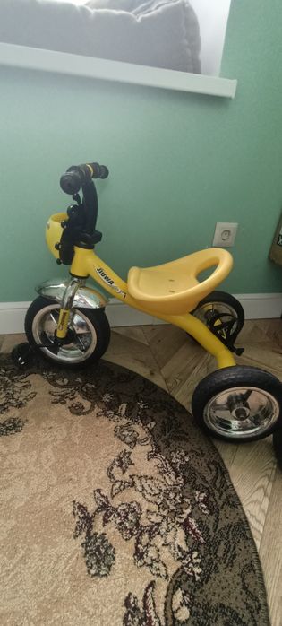 Велосипед трехколесный