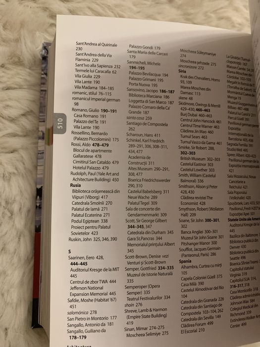 2 enciclopedii din colectie
