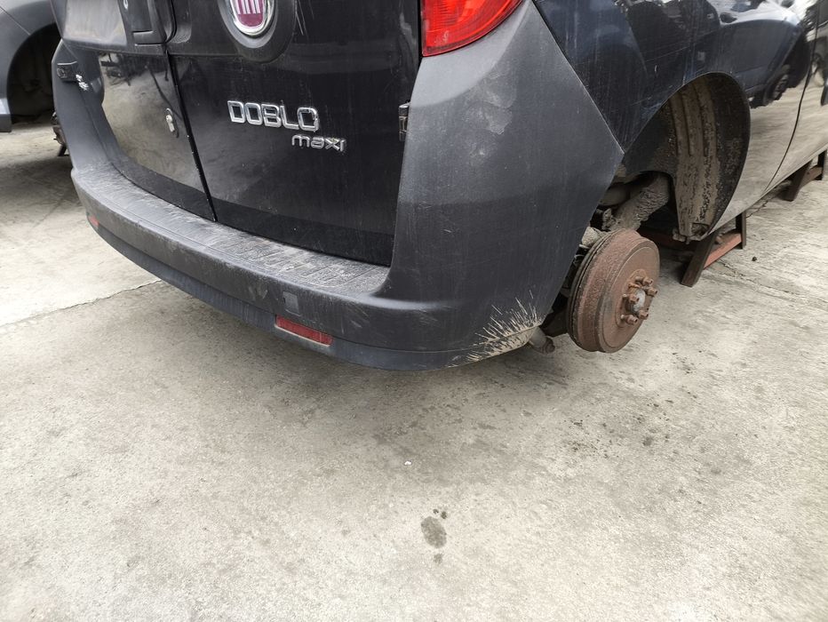 Задна броня за Fiat Doblo