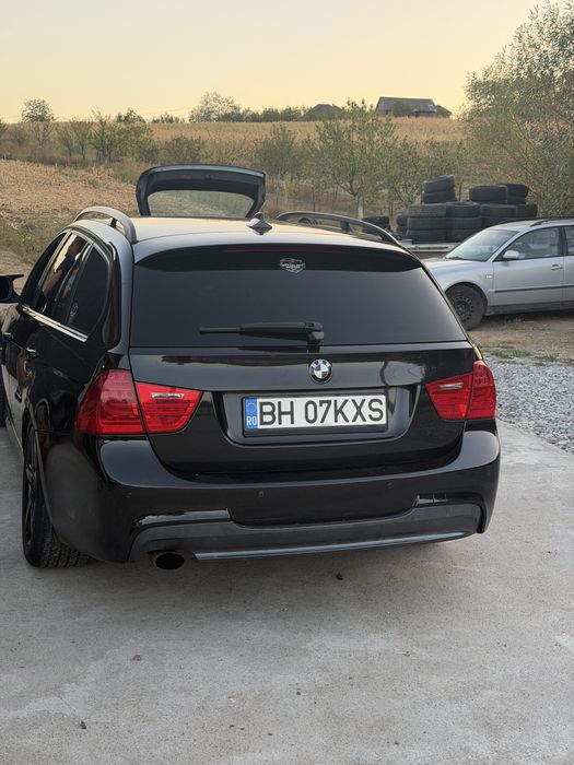 BMW Seria 3 0 — imagine 3