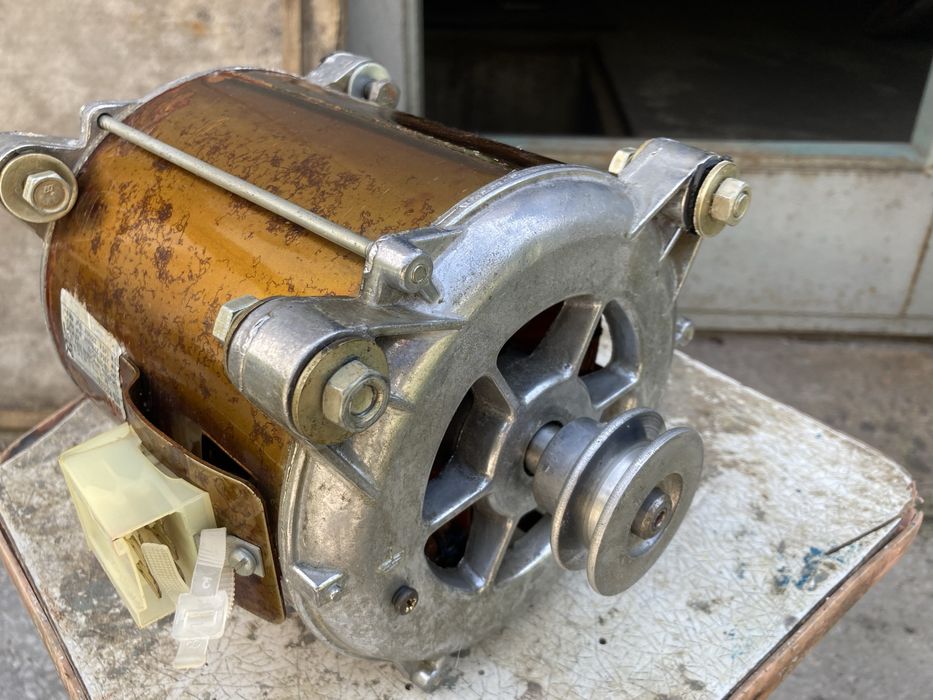 Электродвигатель стиральной машины