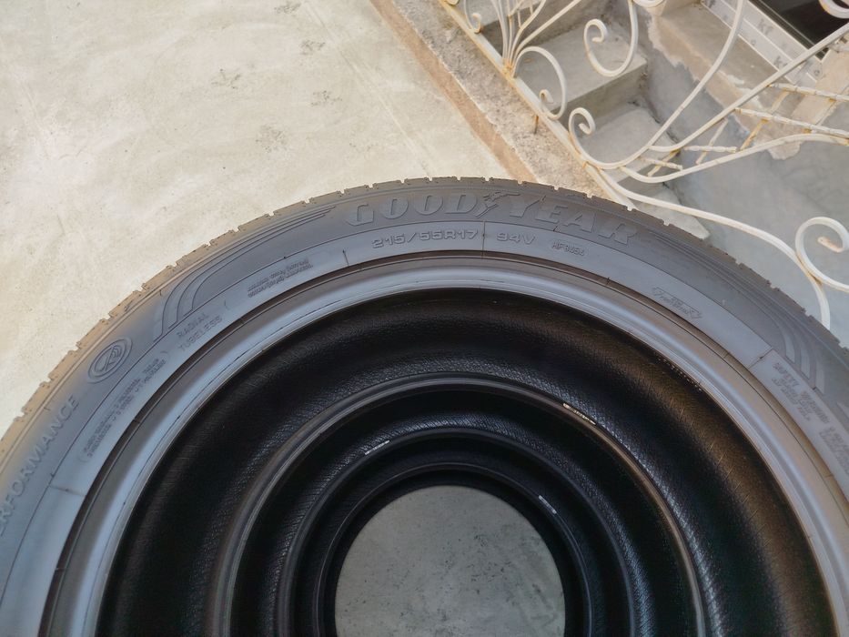 215 55 R17 Shina Good Year