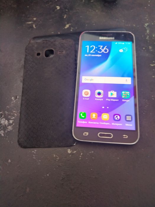 Samsung J 3 holat ideal