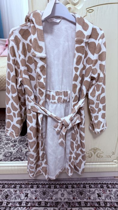 Продам халат детский