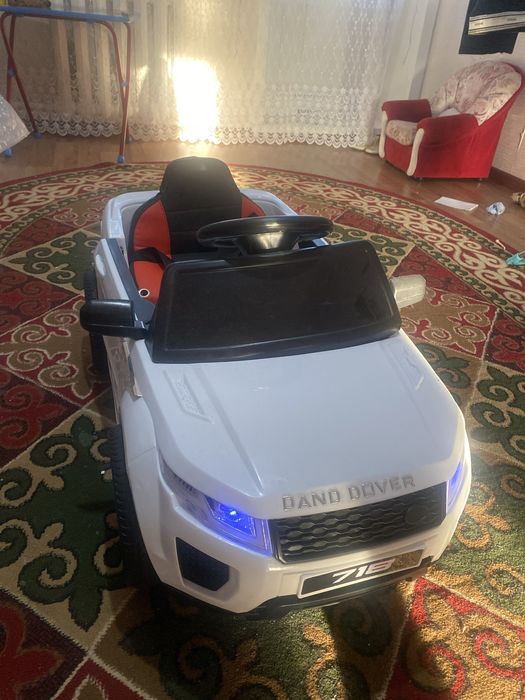 Продам детский рендж ровер