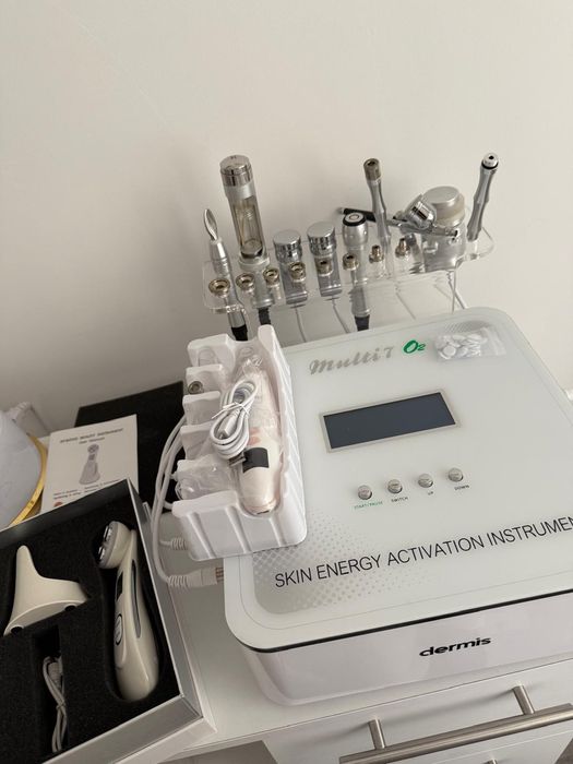 Aparat cosmetic multifuncțional