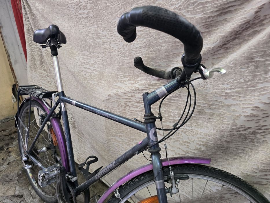 Продавам трекинг/градски велосипед Gudereit