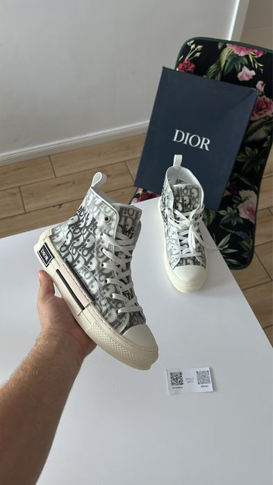 Adidasi Dior B23