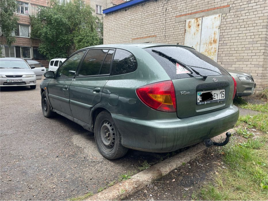 Киа Рио 2001г 1.3