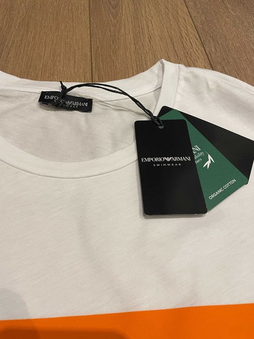 EMPORIO ARMANI, Оригинални тениски в оранжево и черно