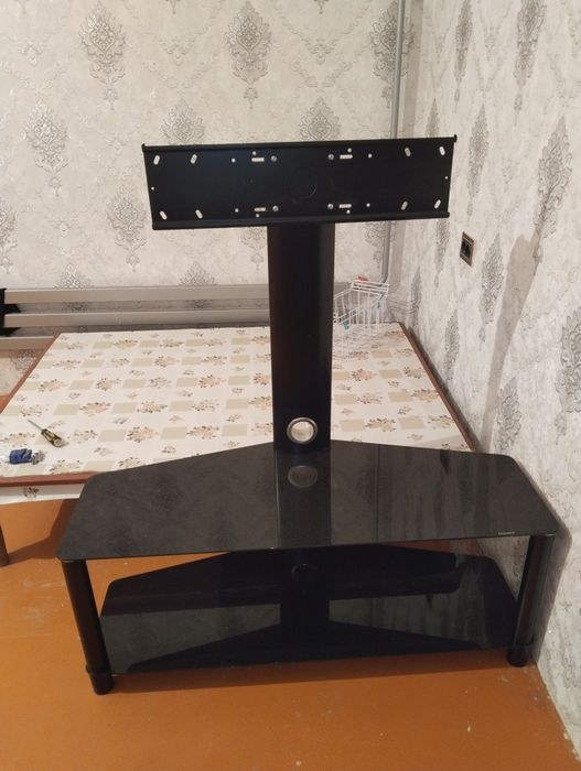 Подставка для телевизора