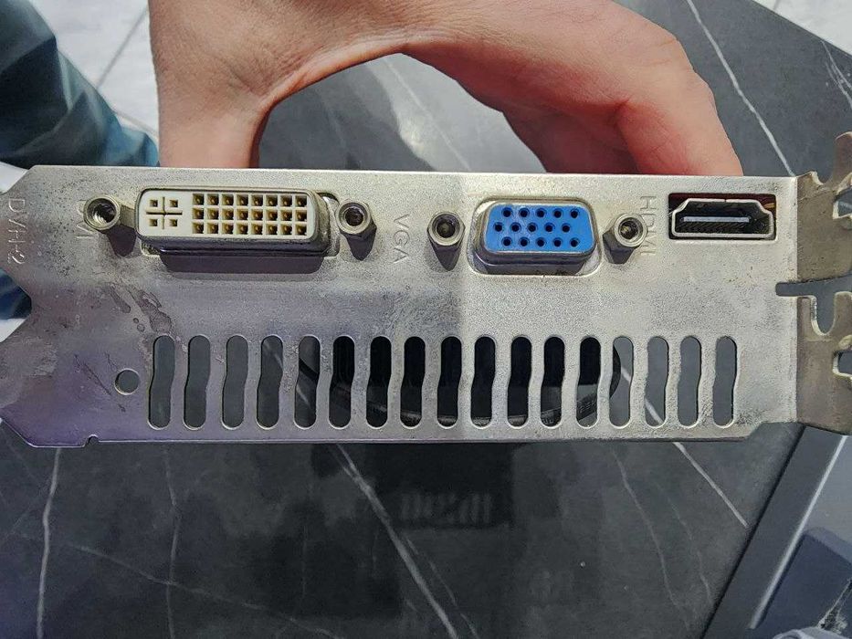 Видеокарта GTS 250 1GB 256 Bit 6pin Hdmi