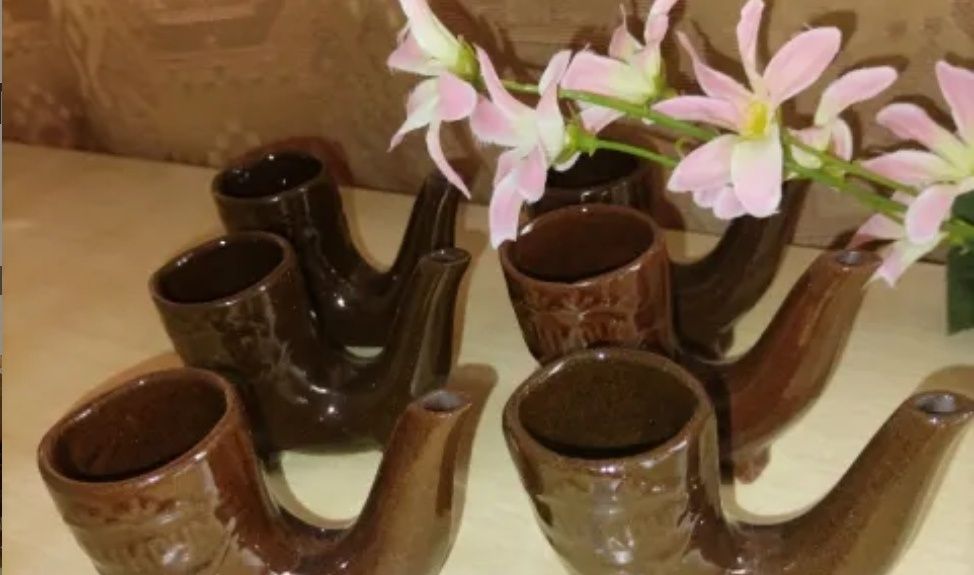 Чаши - стъкло, порцелан, керамика.